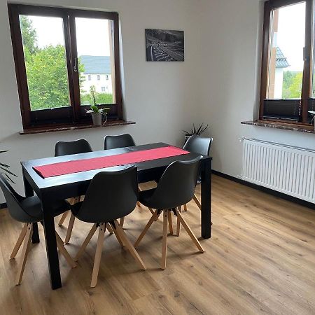 Ringtoys Rooms Zimmer Mit Geimeindebadezimmer Welcherath Exterior foto