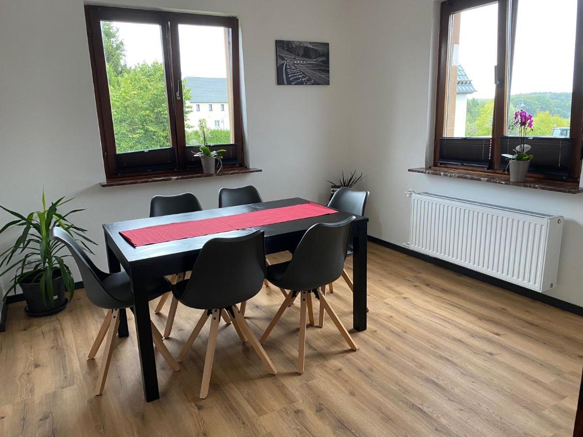 Ringtoys Rooms Zimmer Mit Geimeindebadezimmer Welcherath Exterior foto